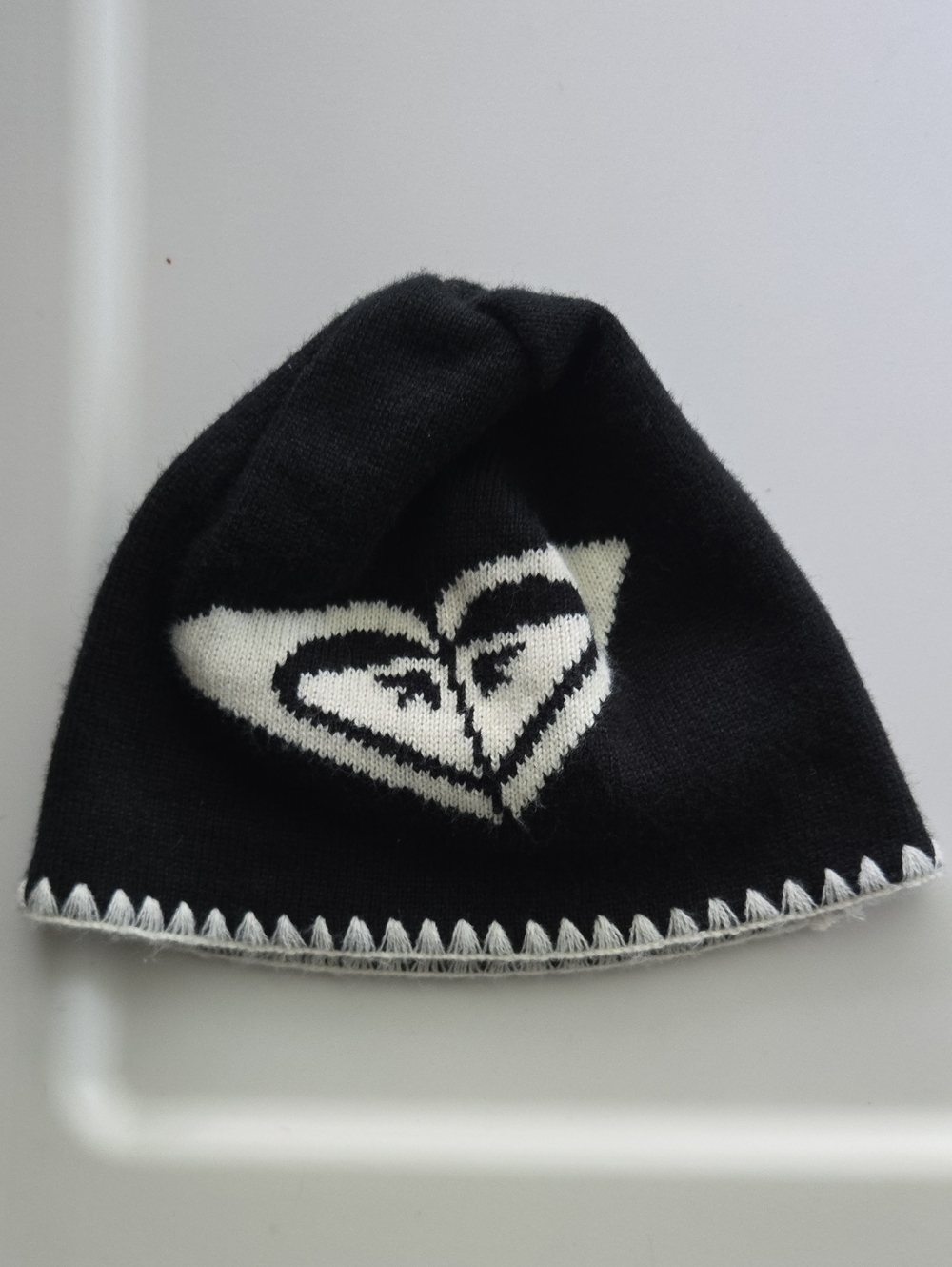 Roxy Black Beanie with White Heart Motif